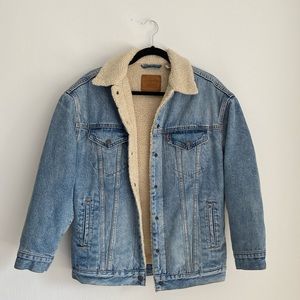 Levi’s denim faux fur lined jacket